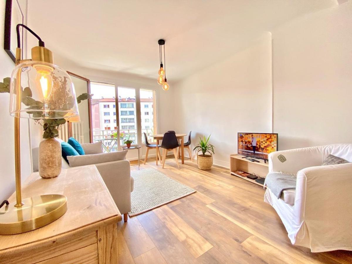 Charmant T3 Renove En Centre-Ville D'Annecy Avec Balcon, Ascenseur Et Parking Prive - Fr-1-432-83 Экстерьер фото